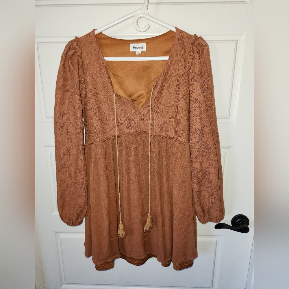 Brown Long-Sleeve Lace Dress